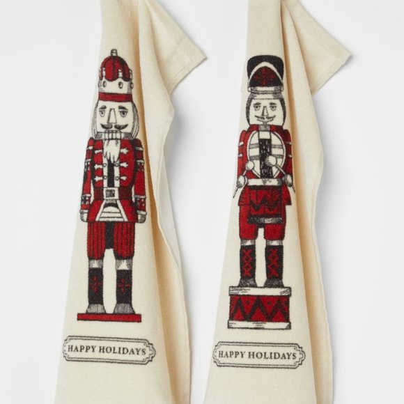 H&M 2-pack Light Beige Guest Towels with Nutcracker Motif - Picture 1 of 3